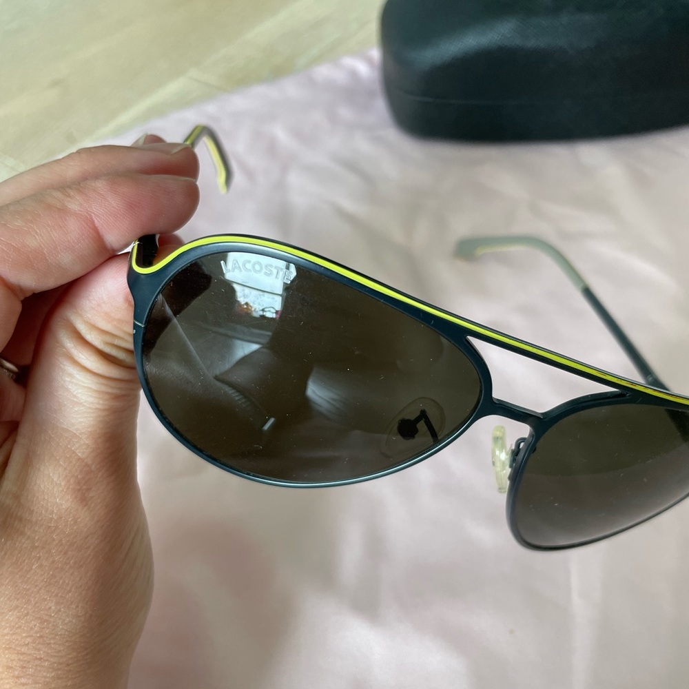 Lacoste Pilot Aviator Sunglasses Great condition